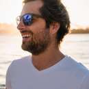 Handsome, tall and tanned guy wants to meet shy woman in Louisville